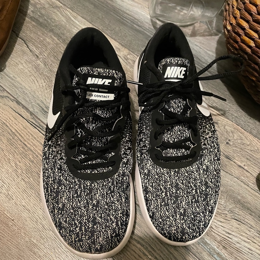 Nike shoes